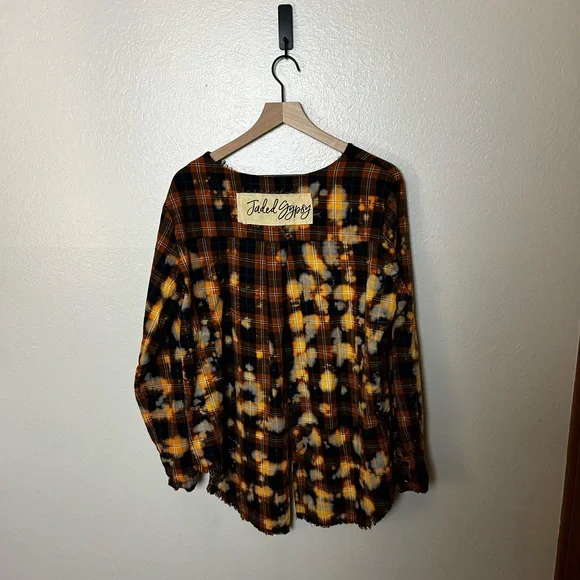 Plaid Sleeve Elephant Print Blouse - Orange and Black - Picture 4 of 4